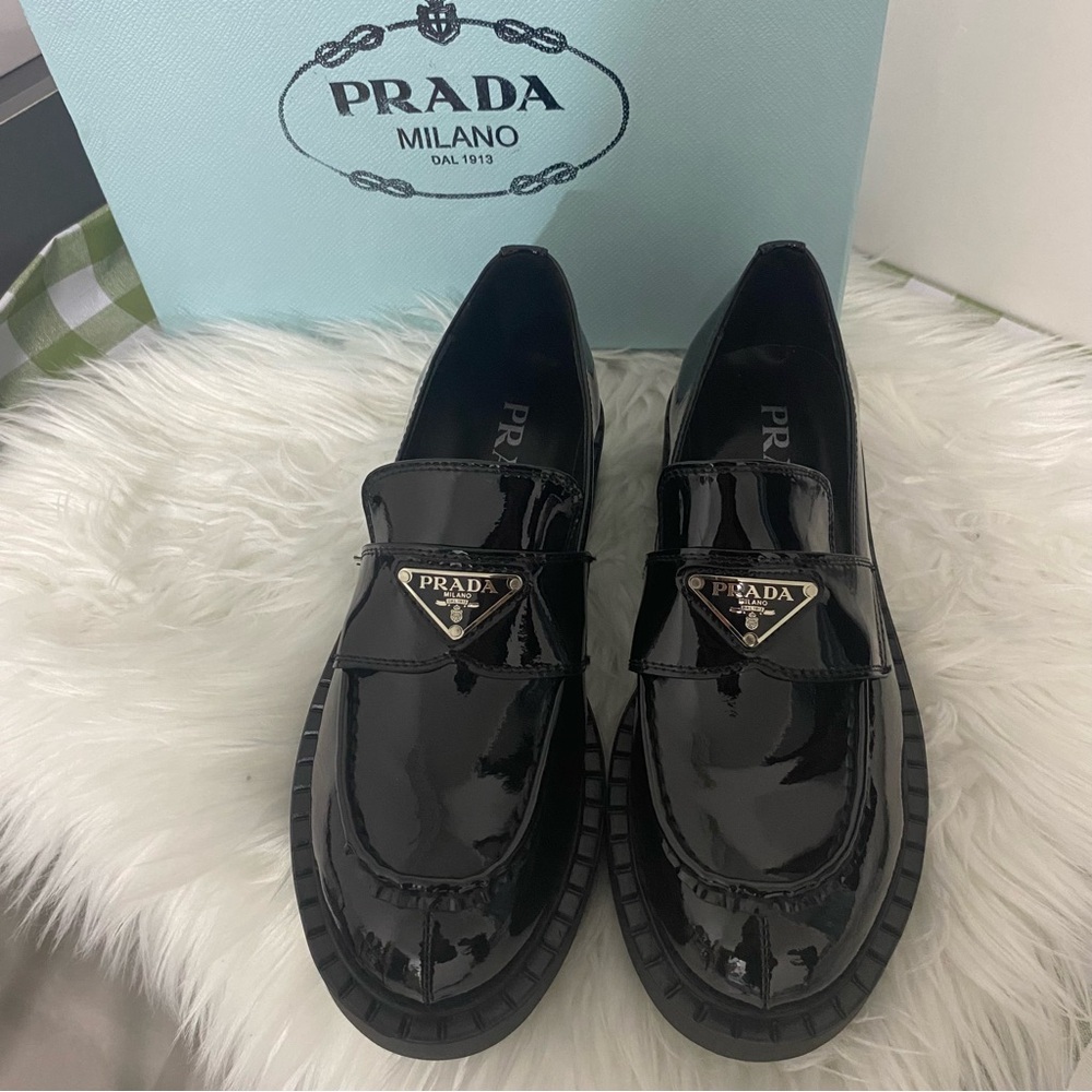 Prada black loafer - Picture 3 of 6